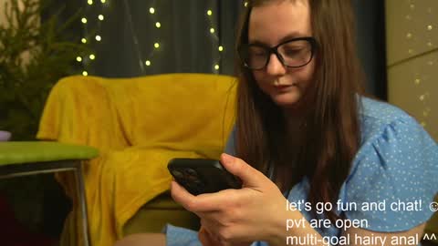 Heeey My name - Rose. Chat w me here or -  online show from 12/30/24, 11:15