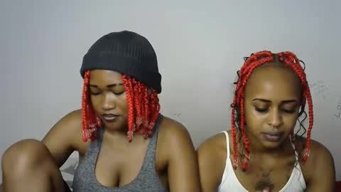 Cupshee and cushey online show from 09/14/25, 11:42