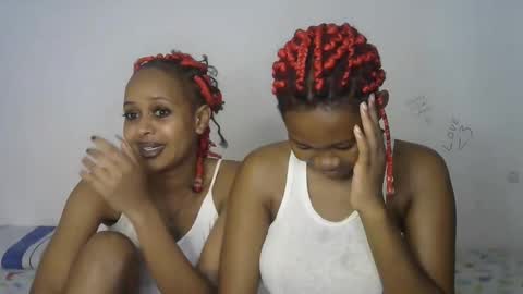 Cupshee and cushey online show from 09/27/25, 07:46