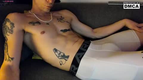 Snapshot of kinky_spidey chatting on 06/14/26, 02:24 kinky_spidey online show from 06/14/26, 02:24