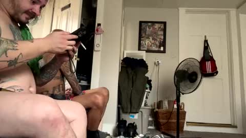 Snapshot of kinkybiguy14 chatting on 11/07/25, 07:14 Kinky Cassie online show from 11/07/25, 07:14