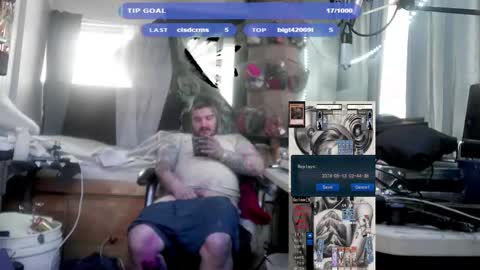 Snapshot of kinkybiguy14 chatting on 12/05/25, 01:09 Kinky Cassie online show from 12/05/25, 01:09