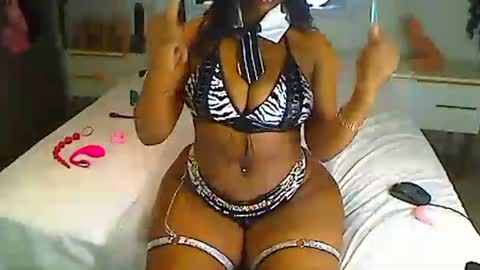 Snapshot of kinkybunz chatting on 05/29/26, 11:58 KinyBunz online show from 05/29/26, 11:58