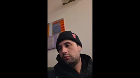 Maysie and Hunter online show from 11/29/25, 10:02