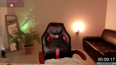 Jenny online show from 09/20/25, 05:08