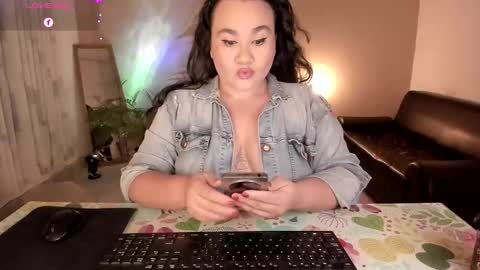 Jenny online show from 10/07/25, 07:05