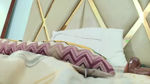 Snapshot of kinkyhousewifee_ chatting on 12/08/24, 07:22 MISS RYN online show from 12/08/24, 07:22