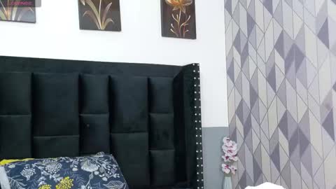 Snapshot of kinkyhousewifee_ chatting on 01/09/26, 02:47 MISS RYN online show from 01/09/26, 02:47