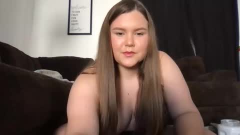 Snapshot of kinkykelly125 chatting on 10/28/25, 07:05 kinkykelly125 online show from 10/28/25, 07:05