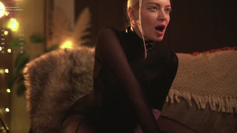 kinkylina_ online show from 01/01/25, 05:22