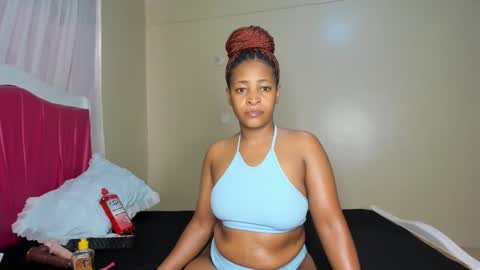 Kinky online show from 11/06/25, 08:59