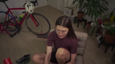 Snapshot of kinkyorange_ chatting on 12/12/24, 10:13 Mary the Soulmate online show from 12/12/24, 10:13