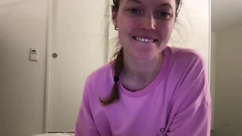 Snapshot of kinkyorange_ chatting on 01/17/25, 06:02 Mary the Soulmate online show from 01/17/25, 06:02