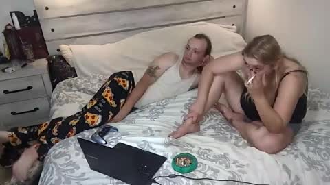 kinkyqueenandpet95 online show from 09/29/25, 03:33