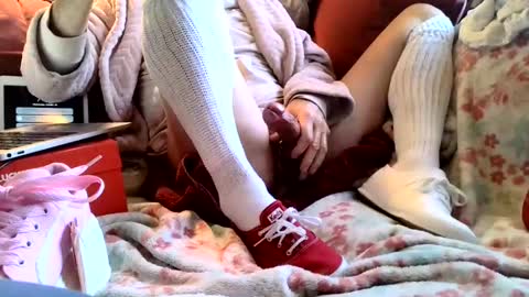 Snapshot of kinkysneakergirl chatting on 10/29/25, 02:30 KinkySneakerGirl online show from 10/29/25, 02:30