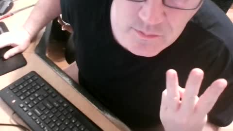 kinkytxm online show from 06/17/26, 01:56