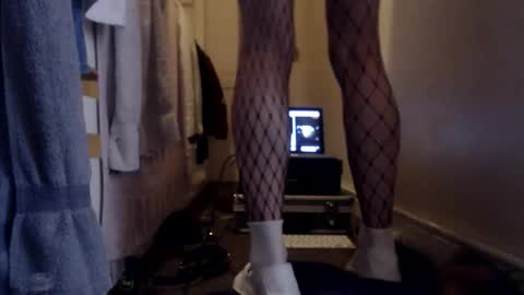 kinyamy online show from 02/13/26, 01:18