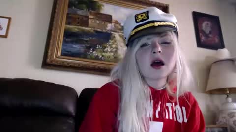 Snapshot of kipsy420 chatting on 12/23/24, 03:12 Kipsy Rose online show from 12/23/24, 03:12