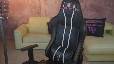 Sweet girls online show from 02/15/26, 08:16