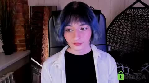 Kira online show from 02/01/26, 08:40