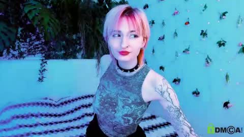 Snapshot of kira__cutie chatting on 05/14/26, 08:48 Kira online show from 05/14/26, 08:48