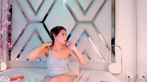    online show from 05/08/26, 04:56