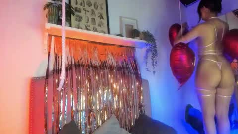 kira_exe online show from 02/13/26, 12:12