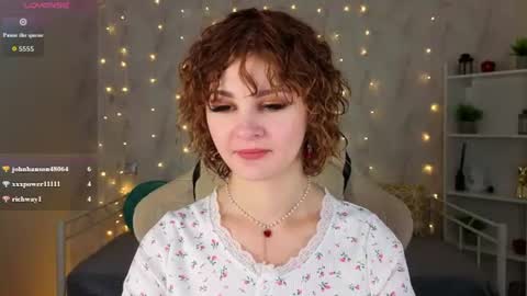 Snapshot of kira_fluffy chatting on 07/14/26, 02:05 Kira online show from 07/14/26, 02:05