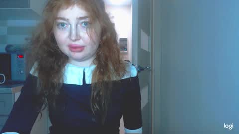 Snapshot of kira_foxy_ chatting on 02/20/26, 11:22 Kira online show from 02/20/26, 11:22