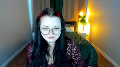 kira online show from 03/15/26, 01:33