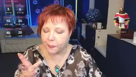 Kira Kennet online show from 11/21/25, 07:45