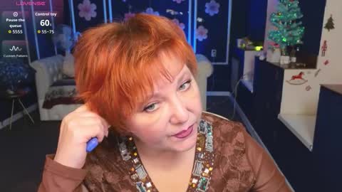 Kira Kennet online show from 12/22/25, 08:33