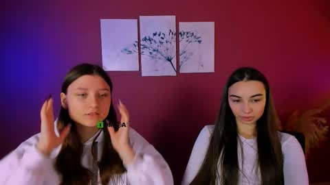 kira_light__ online show from 10/27/25, 09:35