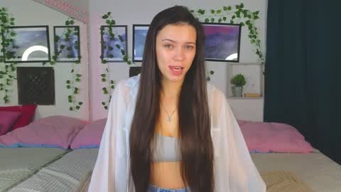 Kira online show from 01/25/25, 09:04