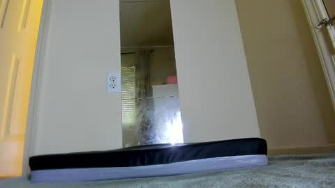 kira_mask online show from 05/19/26, 08:26