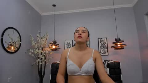 Snapshot of kira_naughtty chatting on 10/05/25, 11:30 Kira Naughtty online show from 10/05/25, 11:30