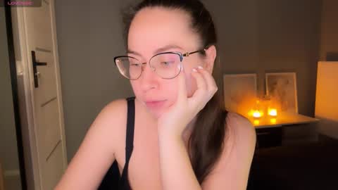 Snapshot of kira_nuru_queen chatting on 02/20/26, 07:36 Kira online show from 02/20/26, 07:36