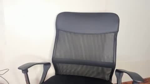 Snapshot of kira_stormm58 chatting on 02/23/26, 09:45 kira stormm58 online show from 02/23/26, 09:45