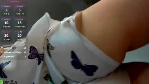 Snapshot of kiraadamss chatting on 02/06/26, 01:21 kiraadamss online show from 02/06/26, 01:21