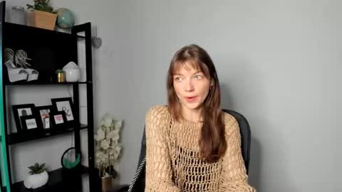 Snapshot of kirabliss28 chatting on 05/25/26, 05:46 KIRA online show from 05/25/26, 05:46