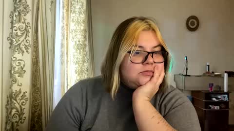 Just Kira online show from 12/18/24, 09:58