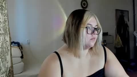 Just Kira online show from 02/06/25, 11:10