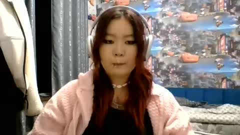 Kira online show from 10/22/25, 07:57
