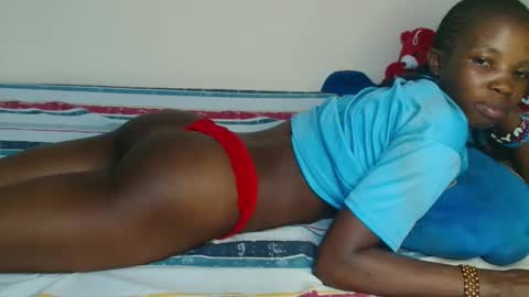 Snapshot of kirah_hot chatting on 03/10/26, 06:51 kirah_hot online show from 03/10/26, 06:51