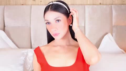 kira online show from 03/08/25, 08:25