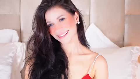 kira online show from 03/09/25, 09:25