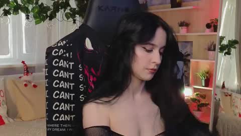 Kira    online show from 02/25/25, 01:06