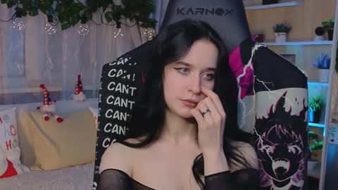 Kira    online show from 02/25/25, 07:14