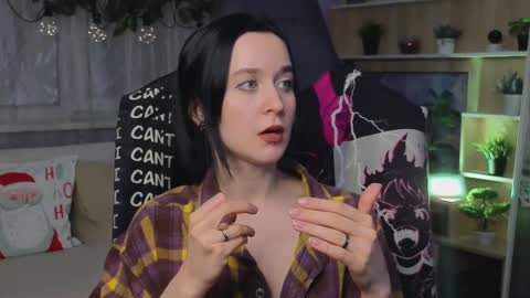 Kira    online show from 03/12/25, 10:07