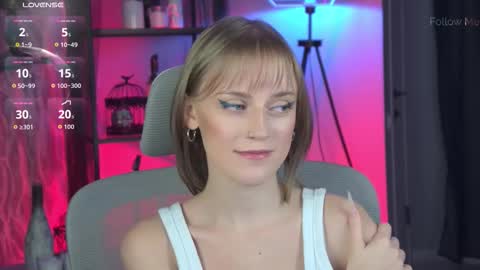 Kira online show from 01/05/26, 05:49